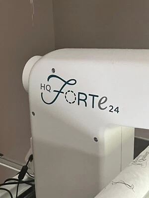 HQ Forte 24 长臂绗缝机画廊 2 - 12 英尺框架 — 第 1/4 张图片