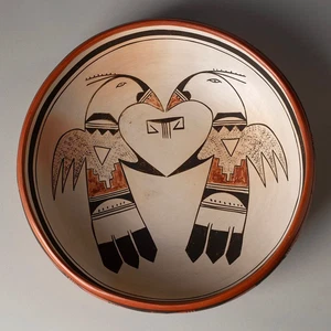 FINE HOPI BOWL - Picture 1 of 7