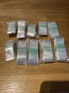 1000 Nice Ziplock Baggies Baggy Bags 30mm X 30mm Uk - Picture 1 of 2