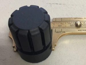 *1EA REAL OEM HONDA LEFT SIDE TANK MOUNT CUSHION ATC350X 17612-HA5-000 (322R) - Picture 1 of 2