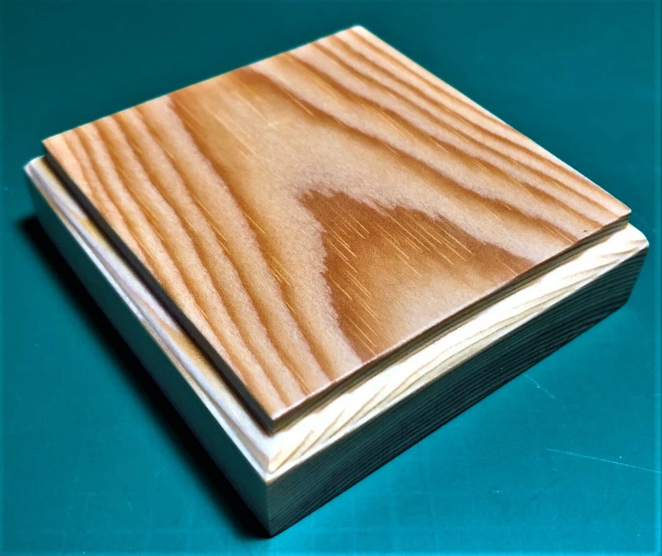 BASETTA IN LEGNO • BASE PER FIGURINI 6X6 h1.8cm • PLINTH WOOD - Immagine 1 di 1