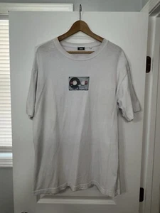 Kith Cassette Tape Shirt 100% Baumwolle gebraucht Größe L Mängel - Bild 1 von 9