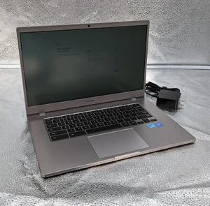 Samsung Chromebook XE350XBA Laptop 15.6" 4GB Ram 32GB Chrome OS - Picture 1 of 12