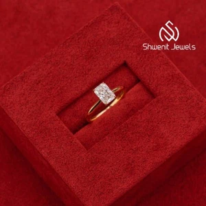1.00 Ct Radiant Cut VVS1/E Lab Grown Diamond Enagagement Ring 10K Yellow Gold - Picture 1 of 10
