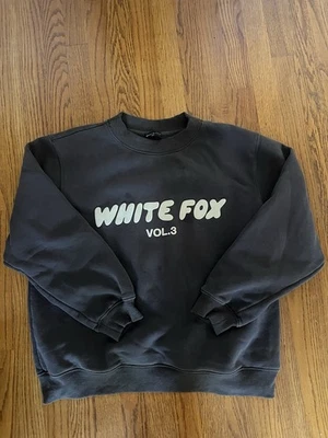 WHITE FOX Vol. 3 Oversized M/L Puff Print Crewneck Gray Sweatshirt - Image 1 of 3