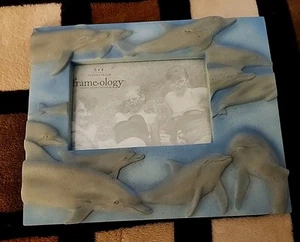 FRAME°OLOGY Life Moment's 3D Art Picture Photo Frame Dolphins 6" x 4" Photo K - Picture 1 of 6
