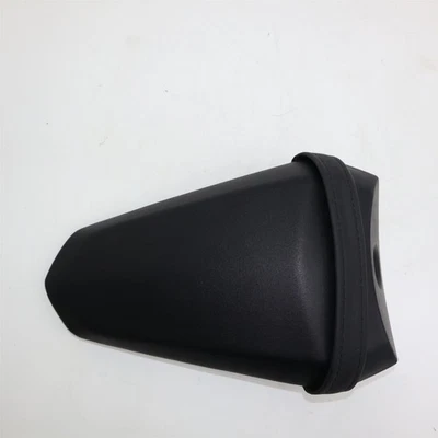 Yamaha YZF R7 2023 asiento de pasajero - BEB-24750-00 Foto 1 de 4