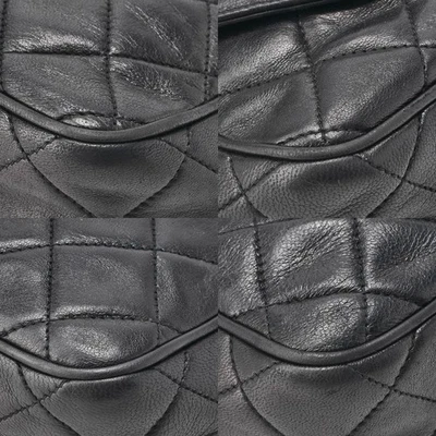 CHANEL Quilted Coco Mark Fringe Chain Shoulder Bag Black Lambskin Gold Hardware - Imagem 1 de 4