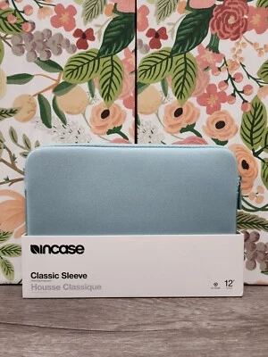 Funda clásica Incase para MacBook 12" con Ariaprene - Aqua Foto 1 de 2