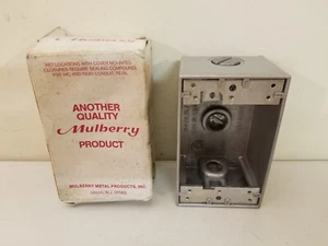 Mulberry 30203 Wet Locations Outlet Box NEW OLD STOCK - Picture 1 of 3