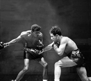 Jake Lamotta Vs Sugar Ray Robinson 8x10 Photo Boxing Print - Picture 1 of 1