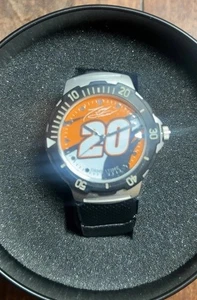 Tony Stewart #20 Game Time NASCAR Watch Tire Case NIB unbenutzt Racing Sammlerstück - Bild 1 von 4