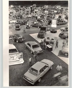 SPORTWAGEN Kingdome INTERNATIONAL AUTO SHOW Seattle Washington 1984 Pressefoto - Bild 1 von 2