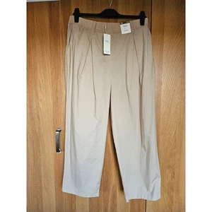 Marks & Spencer Womens Beige Lightweight Tapered Cotton Trousers UK 18 Short - Picture 1 of 6