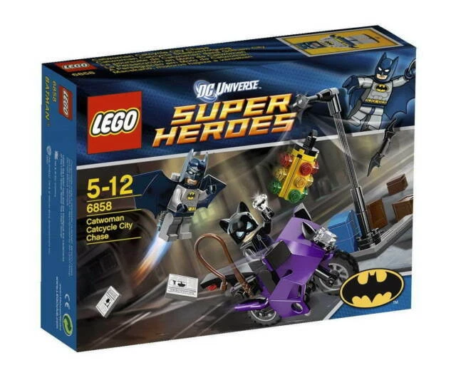 LEGO DC Comics Super Heroes: Catwoman Catcycle City Chase (6858)