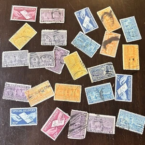 EARLY UNITED STATES LOT OF 25 SPECIAL DELIVERY STAMPS - Picture 1 of 1