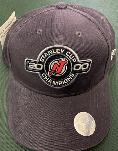 New Jersey Devils 2000 NHL Stanley Cup Champions New Era Adjustable Hat - NWT Cover