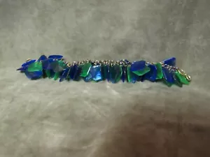 Bracciale catena ottone cubi plastica blu verde pietra Colt vintage anni 50 - Foto 1 di 3