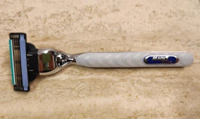 Gillette Mach 3  Rasierer , neu , 1 st. mit Klinge , keine OVP - Bild 1 von 4