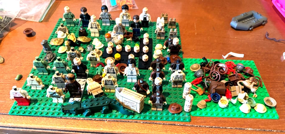 Lego Indiana Jones Large  Minifigures Loose  Lot and Accessories - Image 1 of 4