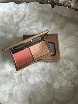 CHARLOTTE TILBURY HOLLYWOOD BLUSH & GLOW GLIDE PALETTE TAN TO DEEP 7.5G - Image 1 of 4