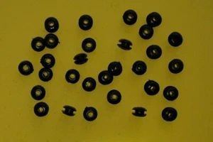 Kabel-Durchführung Gummitüllen 3 mm Gummi Schutz Ring Tülle 16 Stück schwarz - Bild 1 von 8