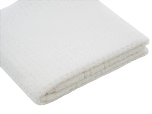 Handtuch 50x100 cm weiss mit Wabenmuster ca. 600 g/m² Frottier Hotel Qualität - Bild 1 von 2