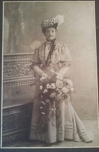 FOTOGRAFÍA EDUARDIANA c1909 DAMA ELIZABETH KIRK ESPOSA DE SIR JOHN KIRK KEGWORTH - Imagen 1 de 2