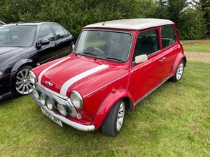 1999 Rover Mini 1.3 Cooper mpi genuine sportspack spares or repair may break - Picture 1 of 16