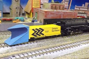 N-Scale Custom ONTARIO NORTHERN (O.N.) TANK WEDGE PLOW - Picture 1 of 3