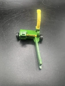 1/64 John Deere Forage Harvester With Yellow Spout & No Head - Picture 1 of 7