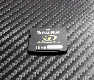 16MB XD MEMORY CARD STANDARD TYPE FOR FINEPIX/OLYMPUS CAMERAS 16 MB - Picture 1 of 1