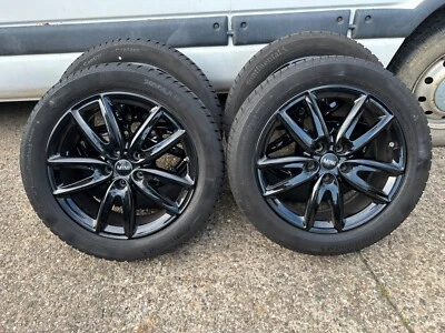 Original MINI Countryman F60 18" JCW Winterräder Winterreifen DOT22 8mm schwarz - Bild 1 von 4