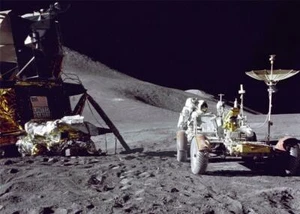 LUNAR ROVER ON THE MOON GLOSSY POSTER PICTURE PHOTO earth planets space mars 27 - Picture 1 of 1
