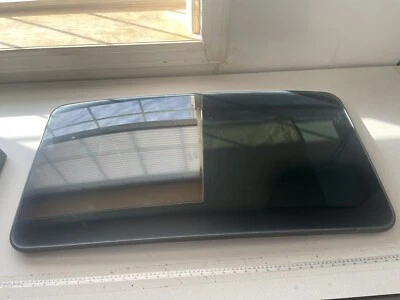 Mercedes-Benz ML320 1998-2003 ~ techo corredizo vidrio ~ A1637801021 ~ pieza OEM Foto 1 de 3