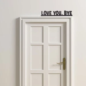 Divertida decoración de marco de puerta de madera que añade un toque alegre a tu hogar - Imagen 1 de 23
