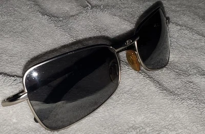 Gafas de sol vintage años 90 Killer Loop de Bausch Lomb Activ gunmetal hechas en Italia Foto 1 de 4