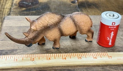Woolly rhino dinosaur Prehistoric Mammal figure - Image 1 of 4