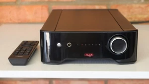 Amplificador estéreo integrado Rega Brio + control remoto - totalmente funcional y suena muy bien - Imagen 1 de 24