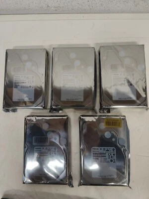 5x Toshiba MG03SCA300 3TB 7200RPM SAS 6Gb/s 64MB 3.5" HDD ( Hard Drive ) - Image 1 of 4