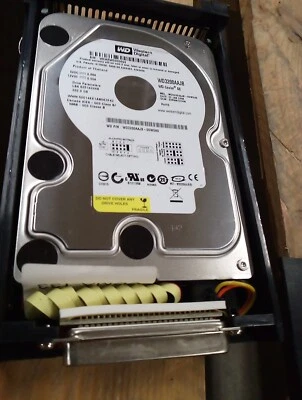 Western Digital 320GB Caviar SE WD3200AAJB With Caddy - Image 1 of 3