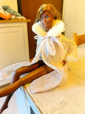 Barbie CHRISTIE SUPERSTAR 1977 ORIGINALE #9950 made in TAIWAN VINTAGE - Immagine 1 di 4