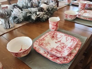 222 Fifth Christmas Lane 4 Piece Place Setting Cardinal Red Design New - Picture 1 of 13