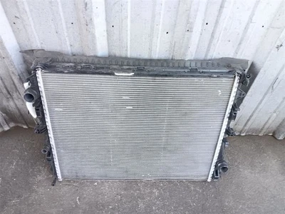 Radiador principal Mercedes GLC300 16-19 0995003303 Foto 1 de 4