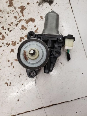Motor de ventana delantera derecha usado se adapta a: Nissan Máxima 2014 delantero derecho grado A Foto 1 de 4