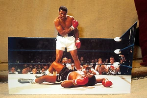Muhammad Ali vs. Sonny Liston Boxing Match Tabletop Display Standee 10 3/4" Long - Picture 1 of 2