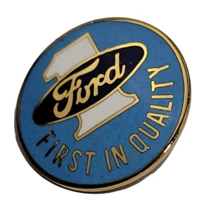 Prendedor publicitario Ford Motor Co primero en calidad azul ovalado nuevo - Imagen 1 de 4
