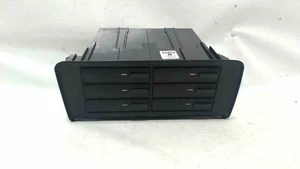 Compartimento de almacenamiento compartimento para cassette 1H1864117C VW GOLF III (1H1) 1.6 - Imagen 1 de 5