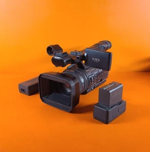 Videocamera professionale Sony HDR-AX2000 HD AVCHD con batteria, adattatore - Foto 1 di 18