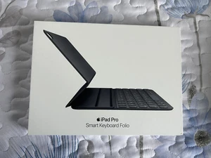 Apple Keyboard (Model A2038) New - Picture 1 of 6